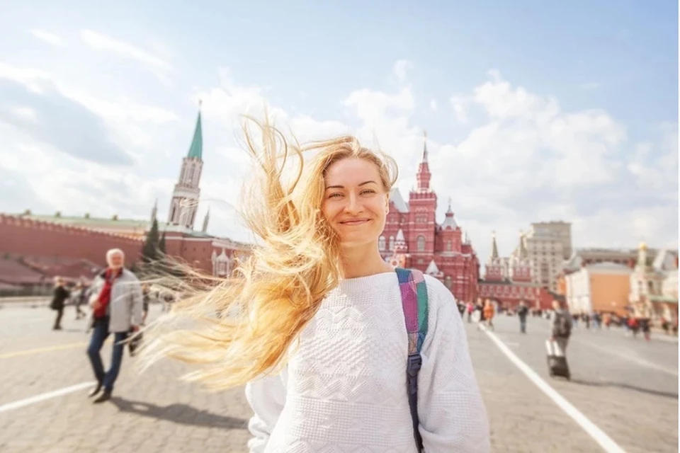 ВЦИОМ: индекс счастья в России вырос за полгода до 70%