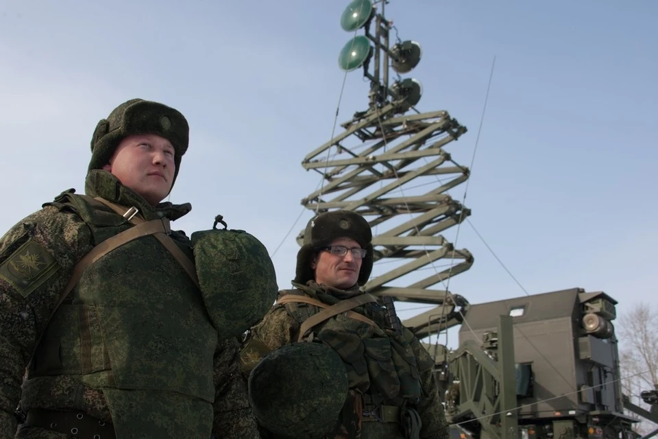 В действиях участвовало около 100 военнослужащих и 10 единиц техники.