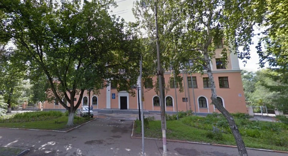 В ульяновской гимназии №33 рухнул потолок, но никто не пострадал. ФОТО: администрация Ульяновска