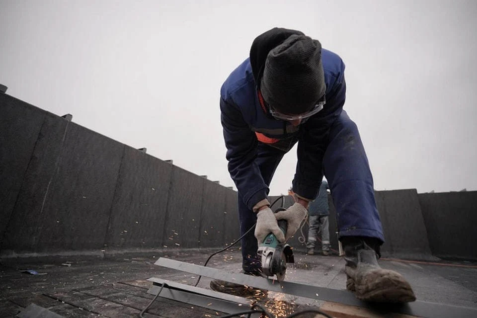 В Тельманово ДНР ведутся восстановительные работы и на других социальных объектах (архивное фото)