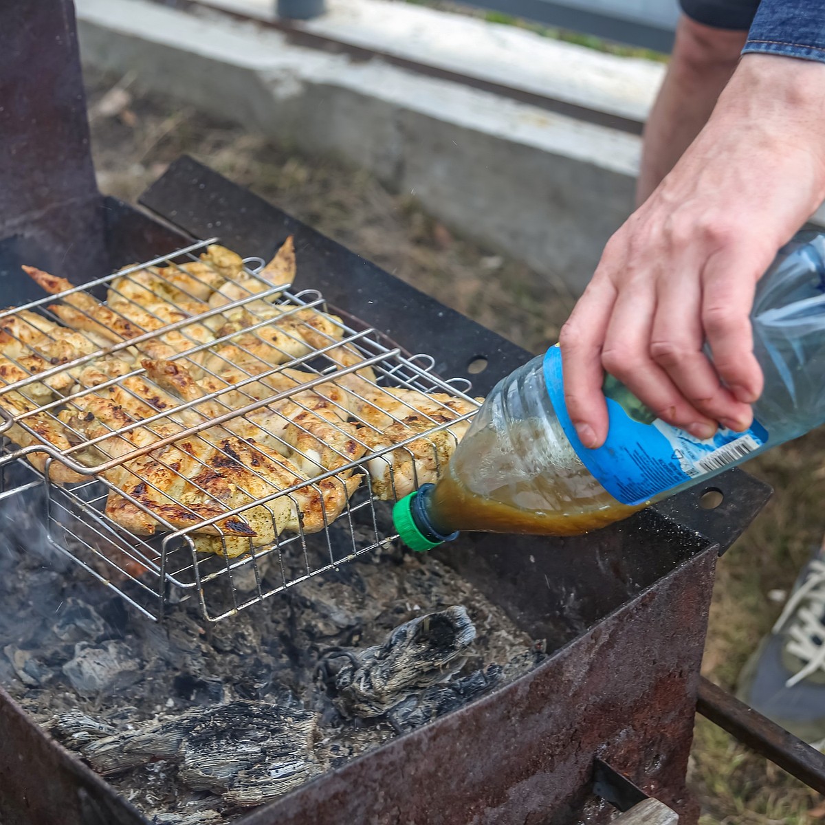 Места для шашлыков в Уфе в 2024 году: где можно пожарить мясо на углях в  майские праздники - KP.RU