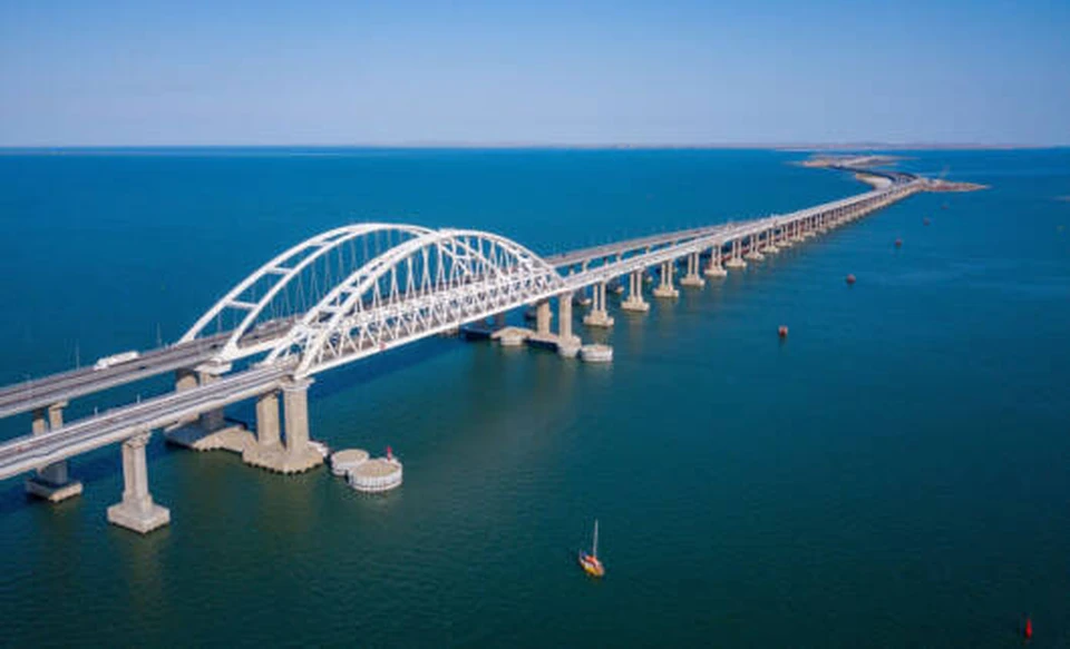 Литовский посол Линкявичюс опубликовал пост с намеком на удар по Крымскому мосту Фото: Росавтодор