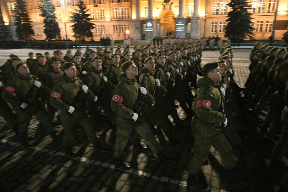 Репетиции парада Победы будут проходит в майские праздники