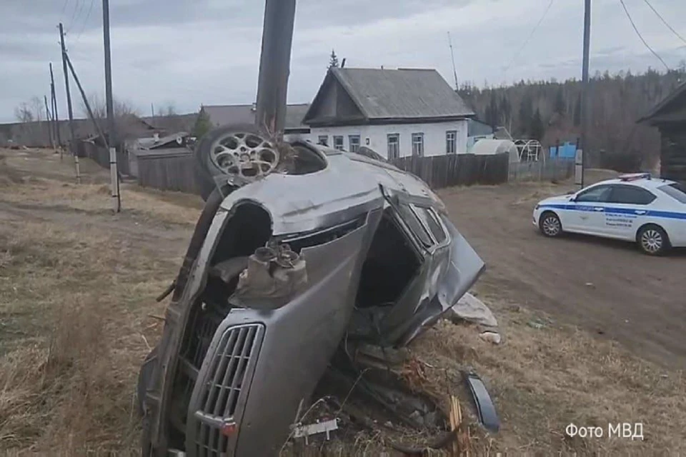 В Тулуне 15-летний водитель и 18-летний пассажир пострадали в ДТП