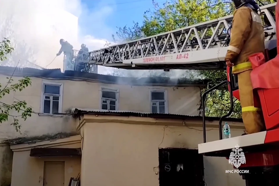 Пожар в административном здании на северо-востоке москвы локализовали