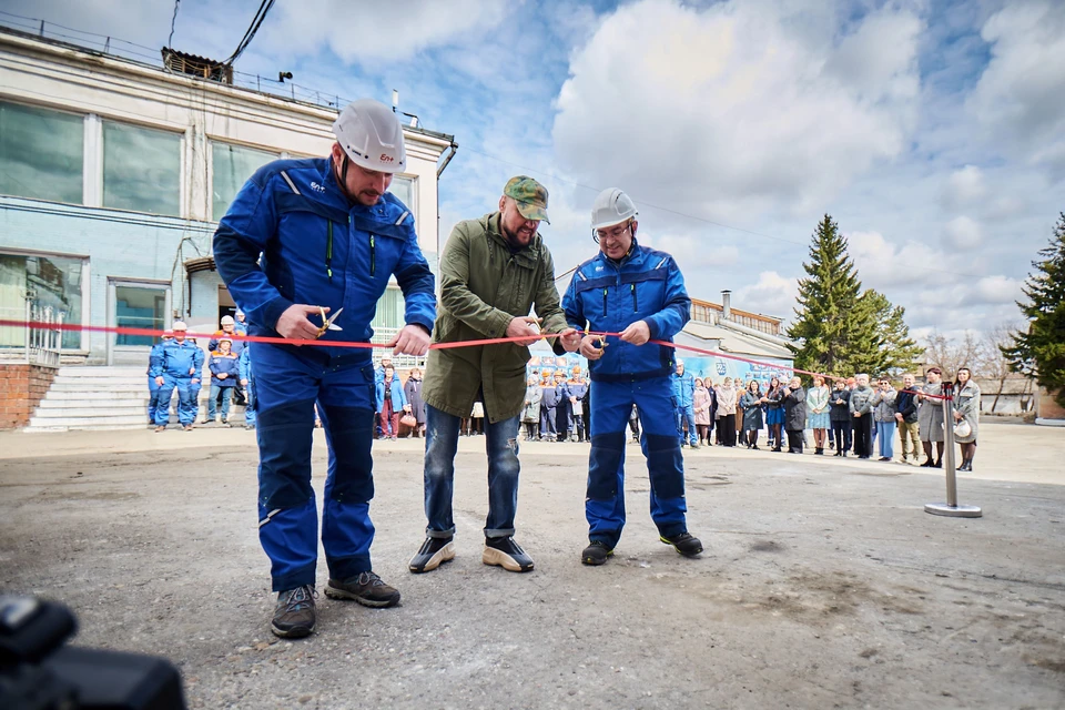 Запуск обновленного сборочного цеха состоялся 27 апреля в Черемхове. Фото: Маргарита РОМАНОВА/Ирк.ру