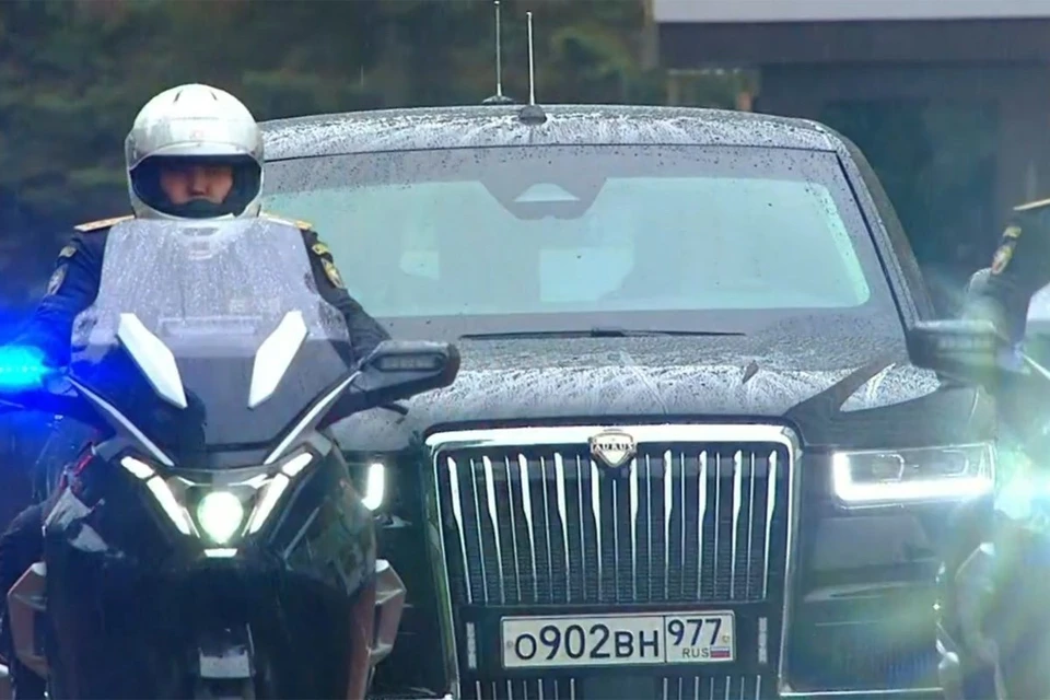 Во время инаугурации Путина впервые показали мотоциклы Aurus Фото: кадр из видео