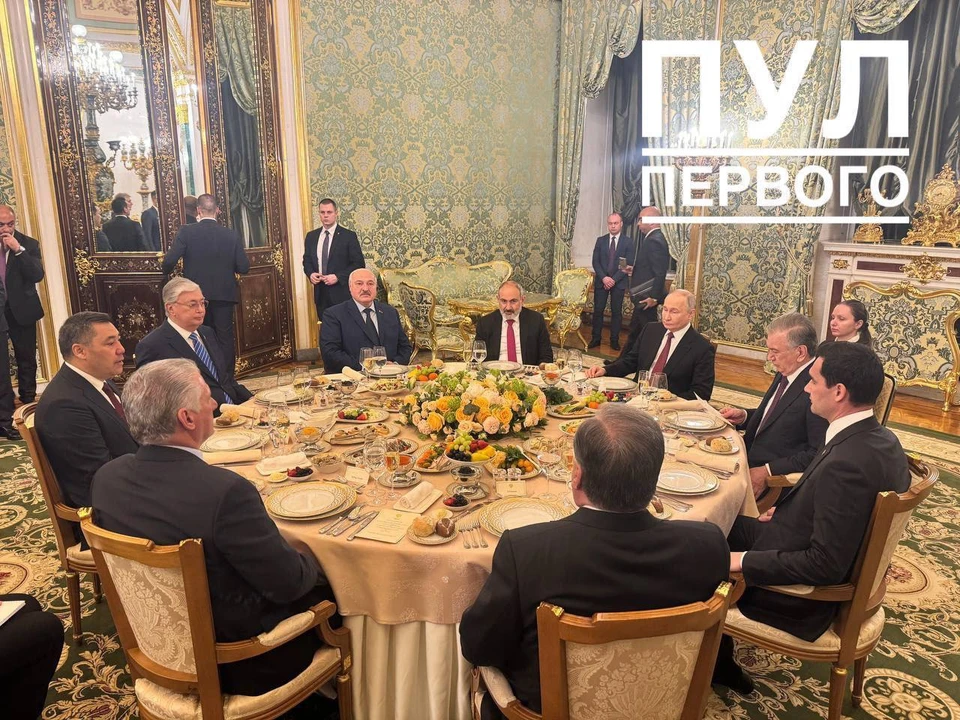 Фото ужина лидеров ЕАЭС опубликовали в сети, в котором принял участие Лукашенко. Фото: телеграм-канал «Пул Первого»