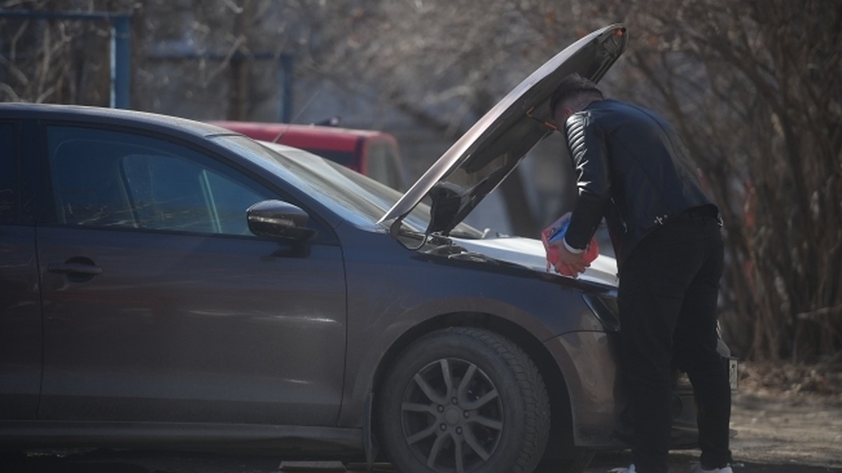 Юрист Воропаев посоветовал избегать покупки авто при затягивании сделки  салоном - KP.RU