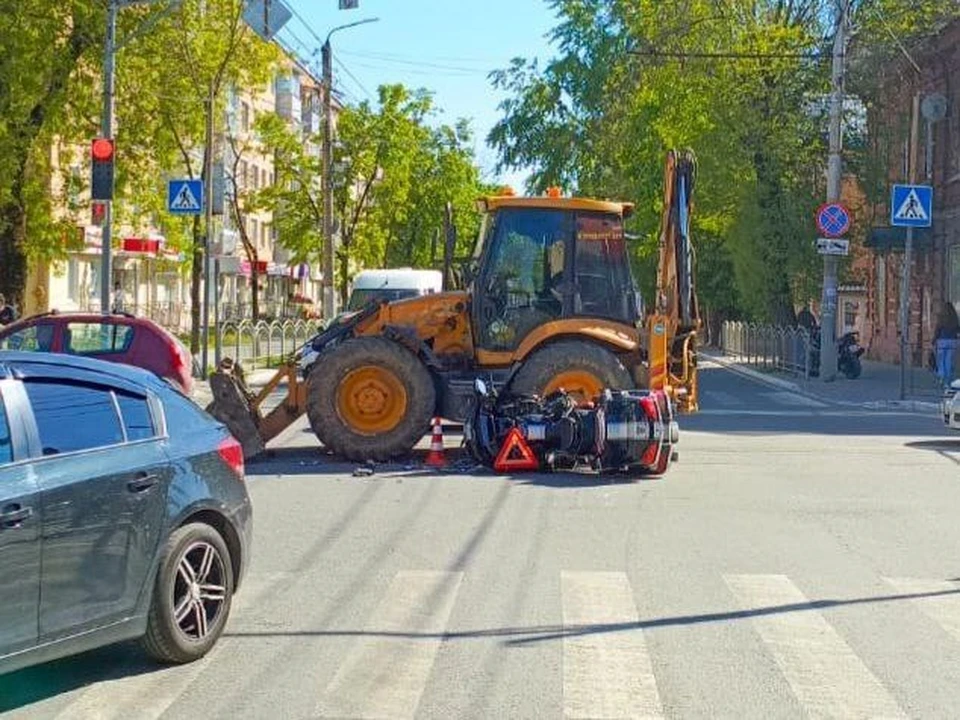 Байкера доставили в БСМП, а потом отпустили домой