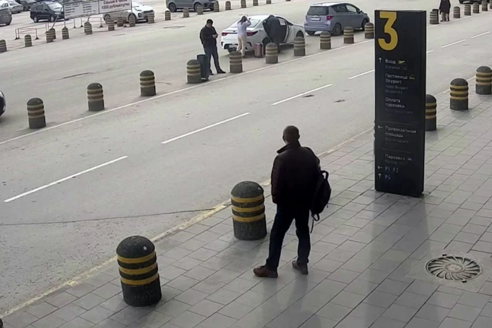 В Новосибирске мужчина украл у авиапассажира 69 тысяч рублей. Фото: транспортная полиция Сибири.