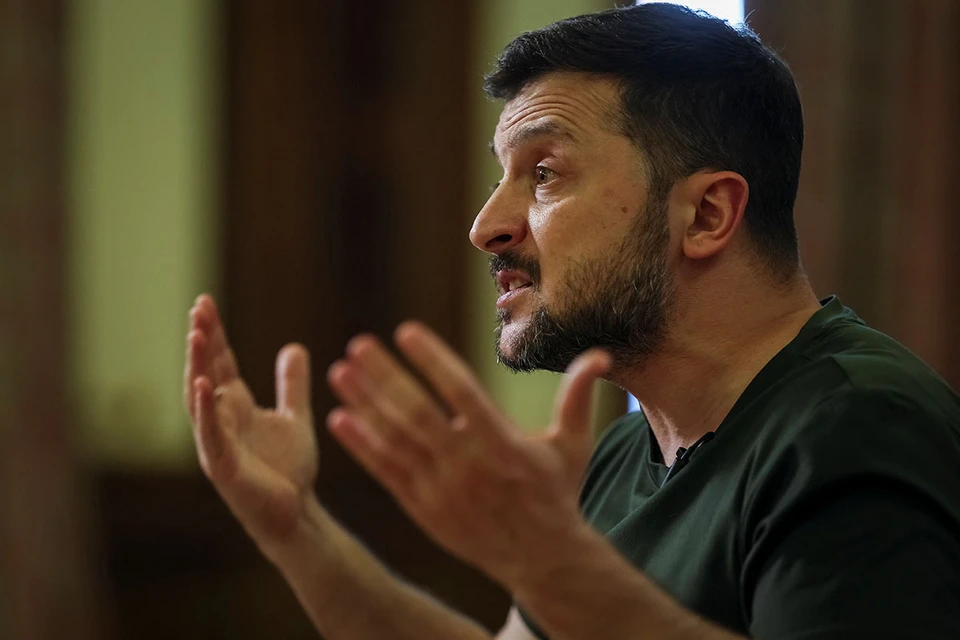 Зеленский кричит на генералов ВСУ из страха, что те скрывают правду