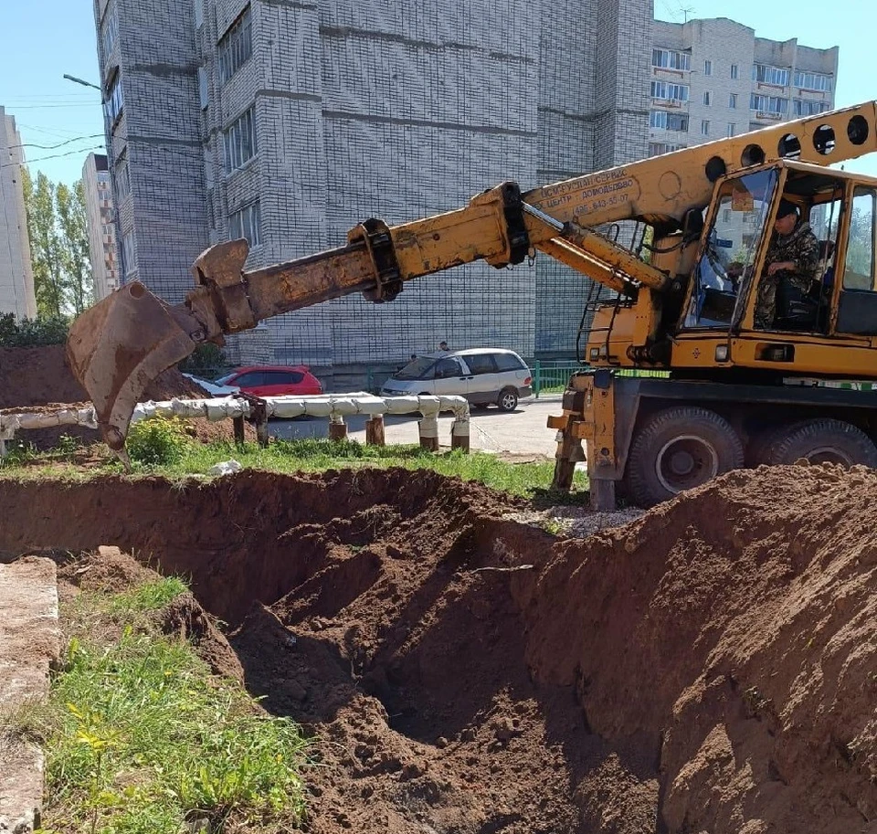 В Ульяновске на улице Оренбургской поменяли изношенный участок на  водопроводе - KP.RU