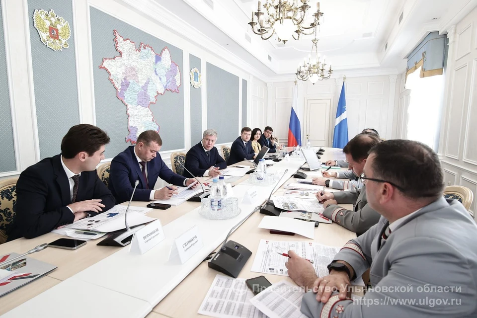 В Ульяновске состоялась встреча с начальником Куйбышевской железной дороги. Фото пресс-служба правительства УО