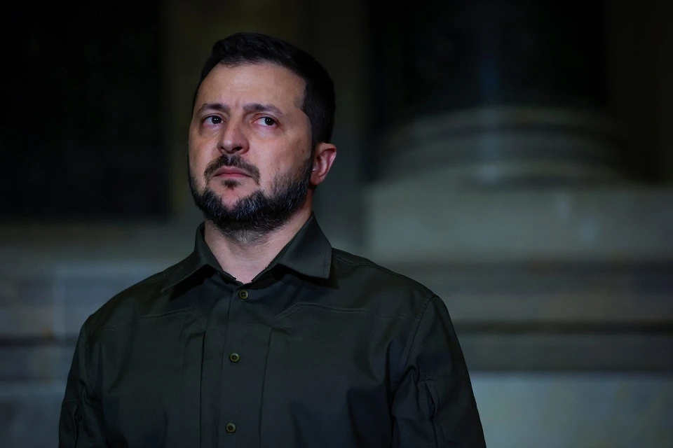 «Это какой-то карнавал»: в Киеве крайне негативно восприняли решение Зеленского