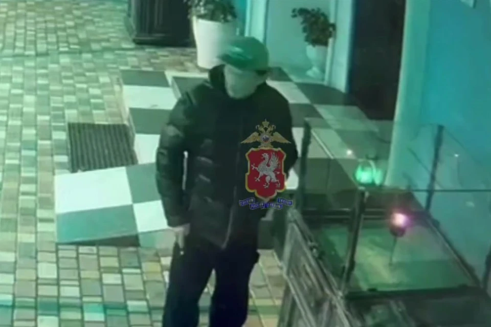 Задержать преступника помогли записи с камер видеонаблюдения. Фото: пресс-служба УМВД России по г. Севастополю