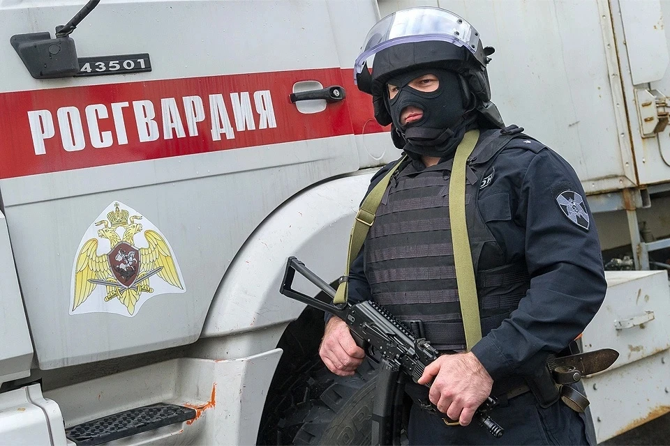 Сотрудники Росгвардии Тверской области продолжают проверки владельцев оружия