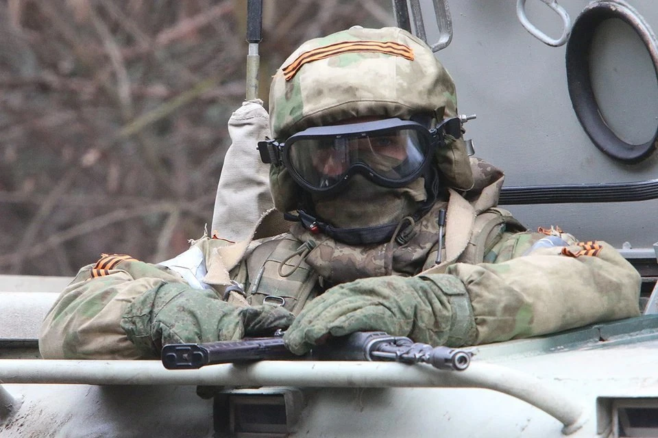 Военнослужащие группировки войск "Днепр" поразили бригаду украинских вооруженных формирований в зоне проведения спецоперации на Запорожском направлении