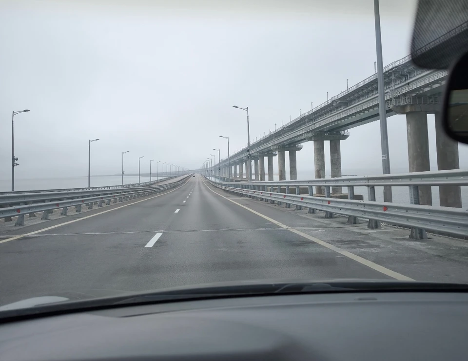 Проезд по Крымскому мосту свободен