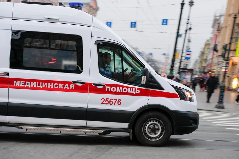 Беременная женщина попала в больницу с угрозой выкидыша из-за нападения сожителя в Петербурге.