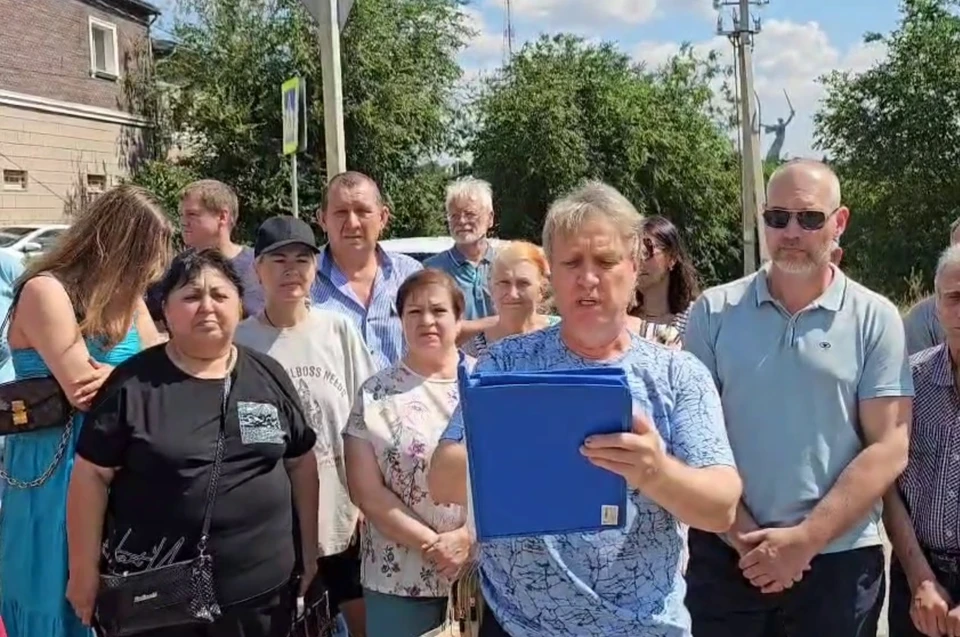Жители обратились за помощью. Фото: скрин с видео из соцсетей.