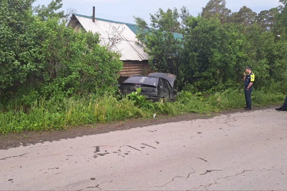 В Екатеринбурге 19 июня около 04:00 произошла авария. Фото: ГИБДД по Свердловской области