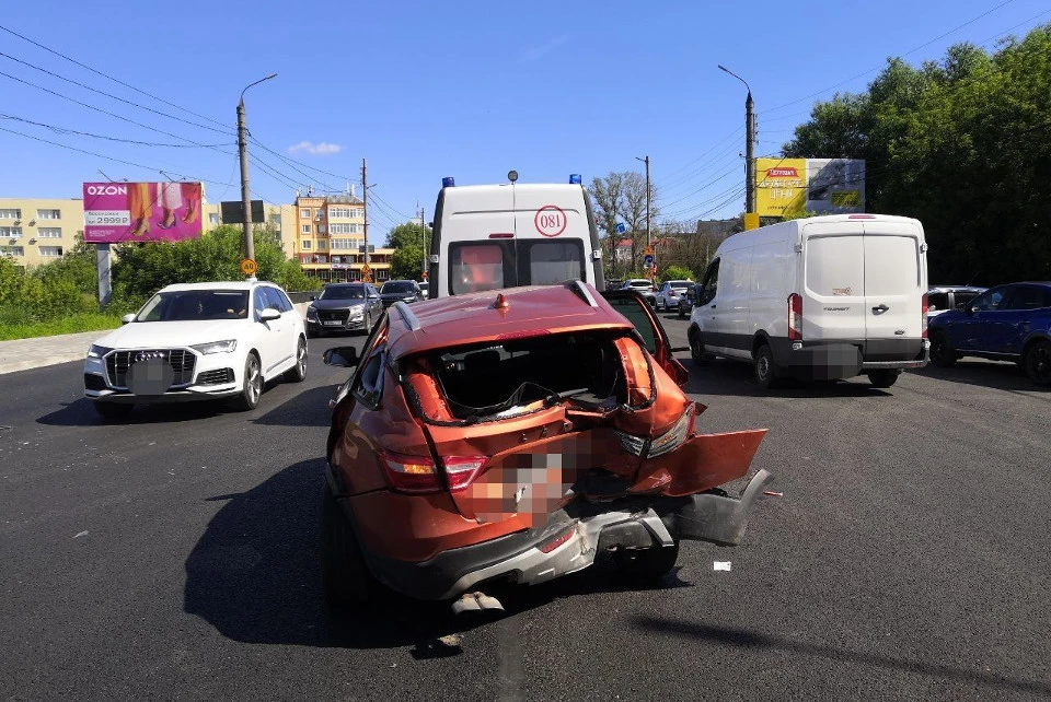 Повреждения получила женщина за рулем отечественной легковушки. Фото: Госавтоинспекция