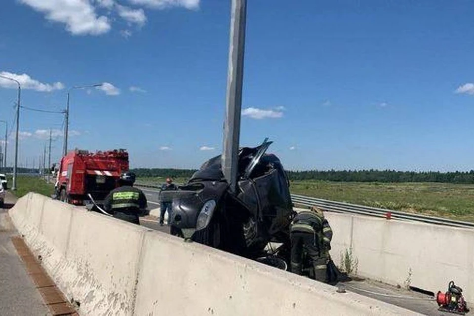 Два человека погибли в ДТП на трассе «Нарва». Фото: https://t.me/chp_piterr