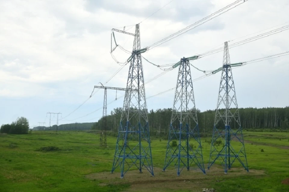 Энергетики компании «Таврия-Энерго» вернули свет в дома жителей 10 сел Токмакского района