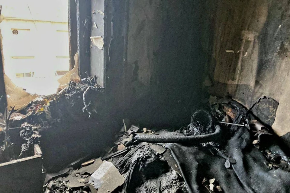 После пожара нашли тела двух мужчин. Фото: ГУ МЧС по Саратовской области.