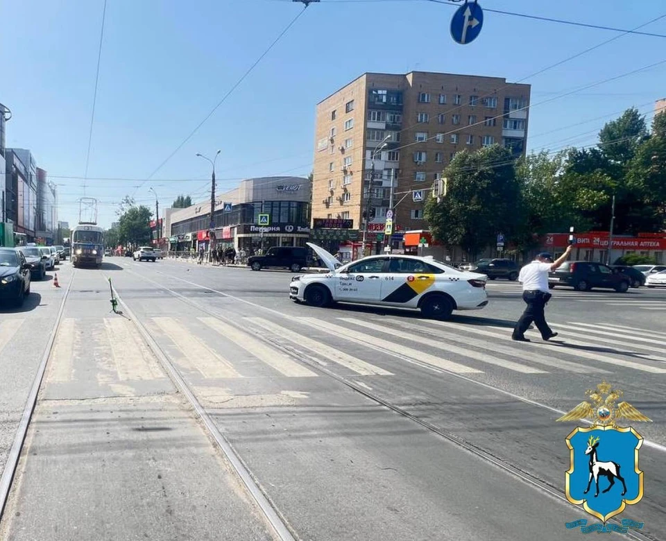 К счастью, никто не пострадал, только машины теперь нужно будет ремонтировать