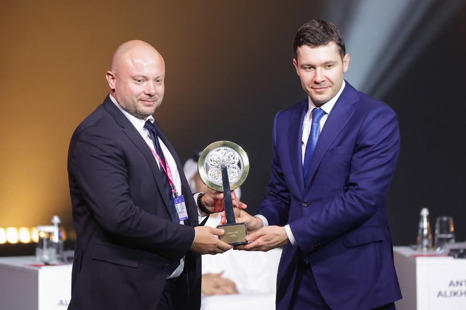На выставке Иннопром объявили лауреата премии «Индустрия»
