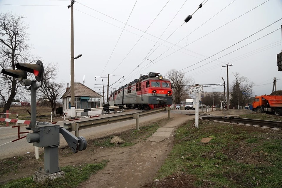 Поезд чегдомын