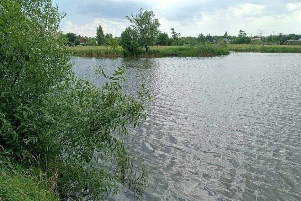 Тело извлекли из реки водолазы