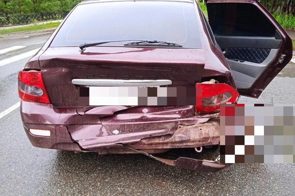 В результате ДТП молодой пассажир автомобиля «Лада Приора» получил травмы.