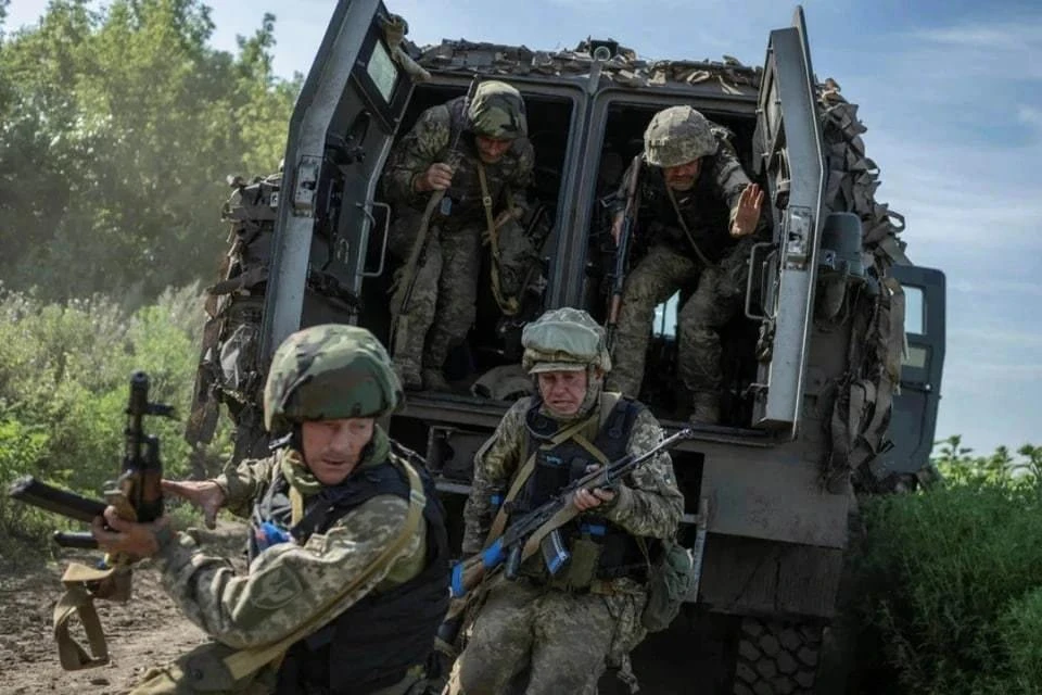 Марочко: в Харькове заметили колонну боевиков «Азова»*