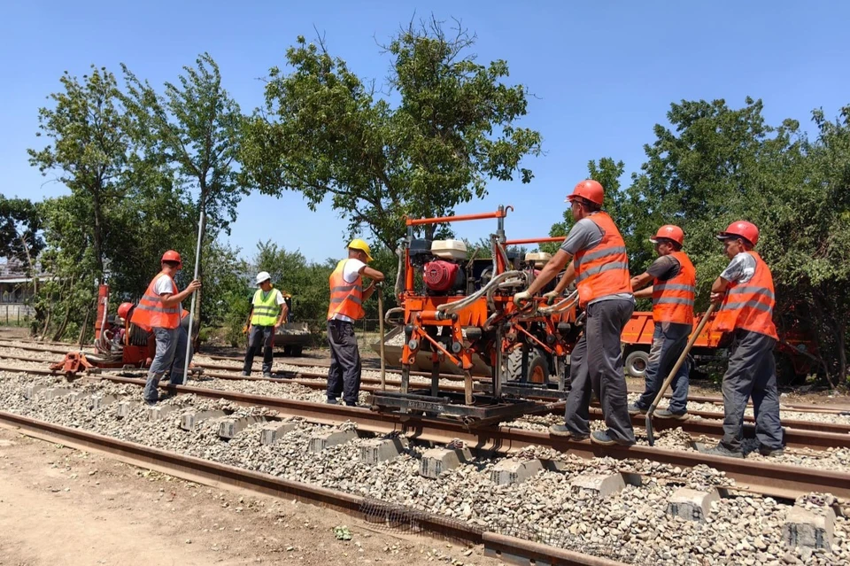 В Краснодаре начали укладку рельсов новой трамвайной линии Фото: t.me/krasnodar_tram