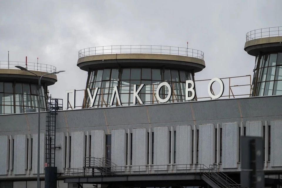 Транспортные полицейские раскрыли серию краж в грузовом терминале Пулково.