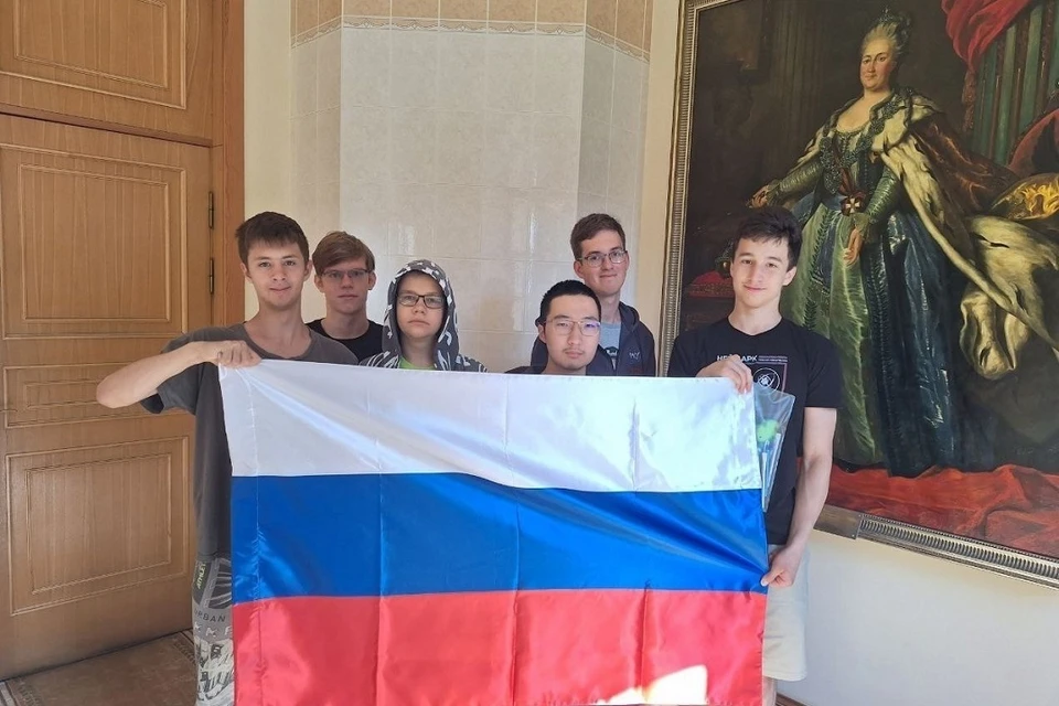 Школьник из Новосибирска забрал золото на международной олимпиаде по математике.