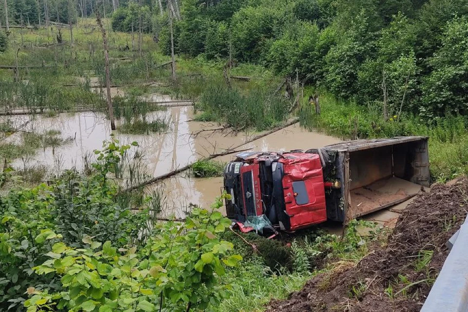 Водитель остался жив. Фото: Татьяна Пичугина/ВК