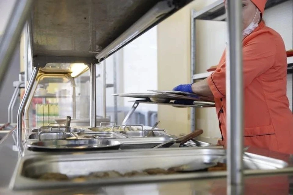 Опасную для питания продукцию изъяли и направили на уничтожение