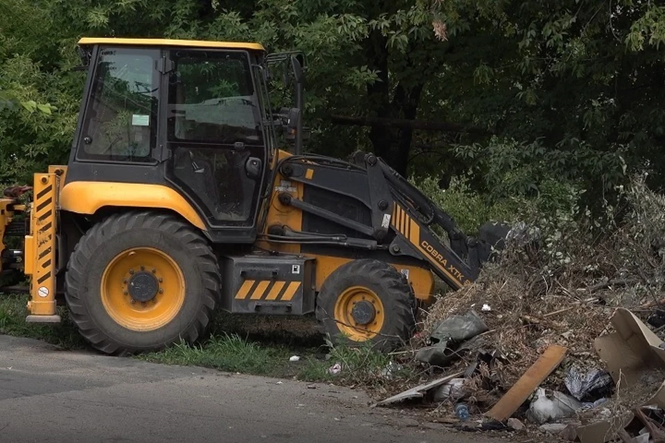 В Донецке продолжают ликвидировать стихийные свалки во всех районах города. Фото: Администрация Донецка