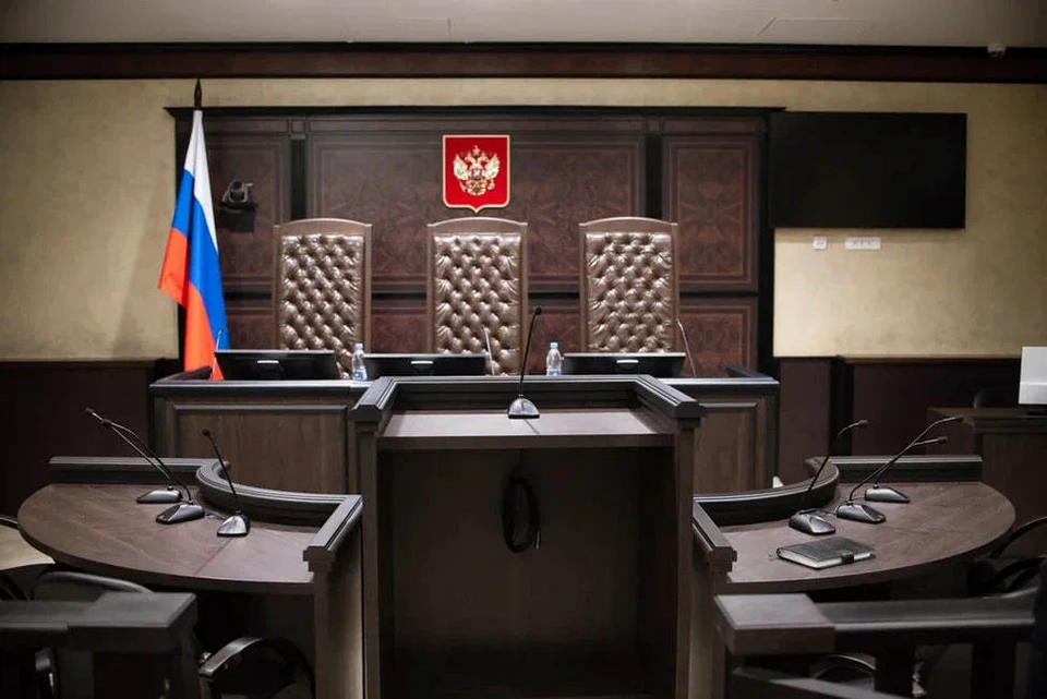 В случае взыскания задолженности в судебном порядке, должники значительно потратятся на ее погашение