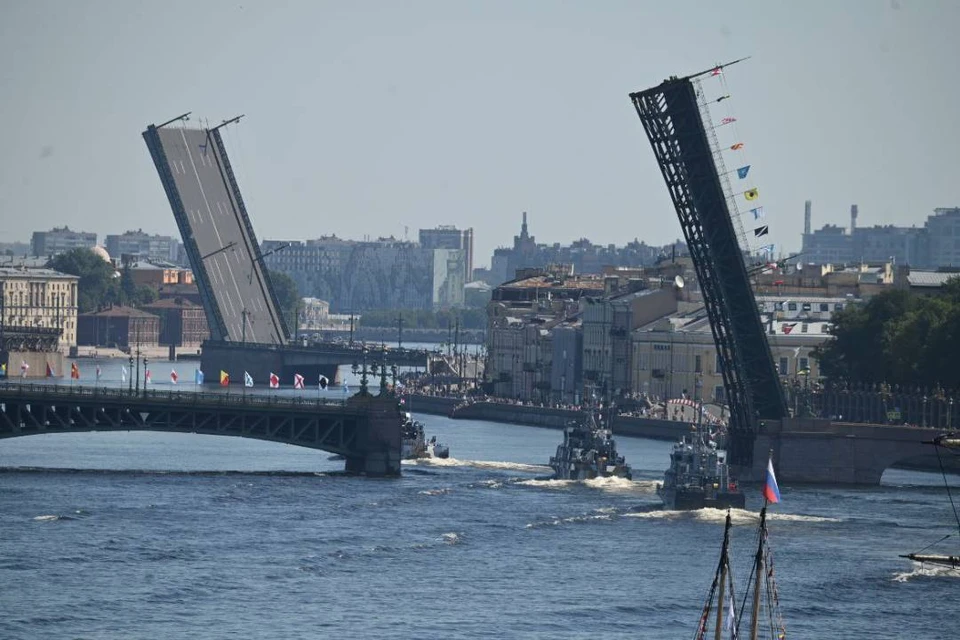 В Северной столице все готово к параду в честь Дня ВМФ.