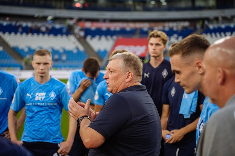 По словам главного тренера, лидеры «Крыльев» никак не могут набрать форму. / Фото: ПФК «Крылья Советов»