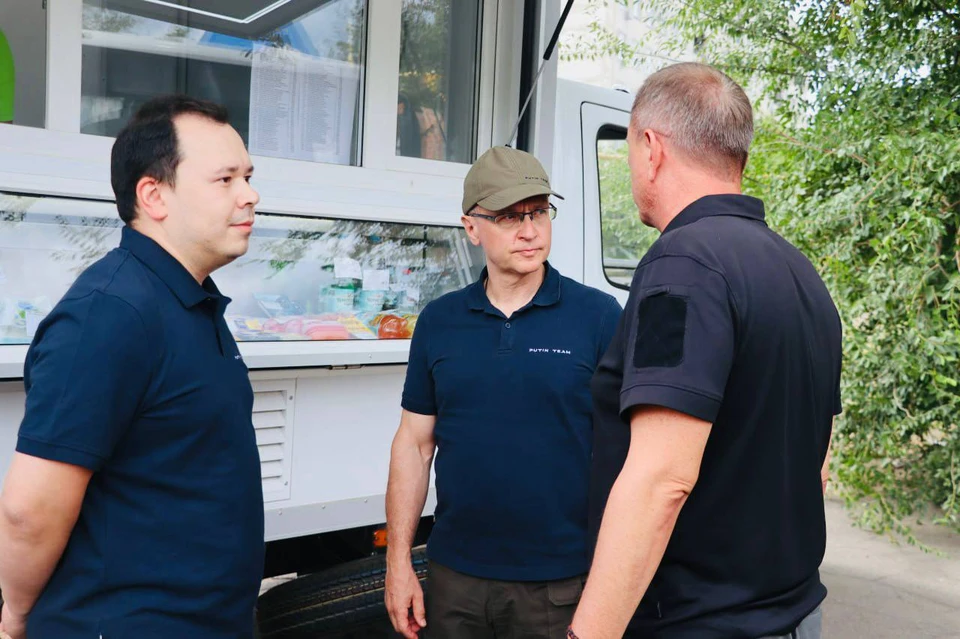Кириенко проверил работу автолавок в Северодонецке. ФОТО: тг-канал Леонида Пасечника