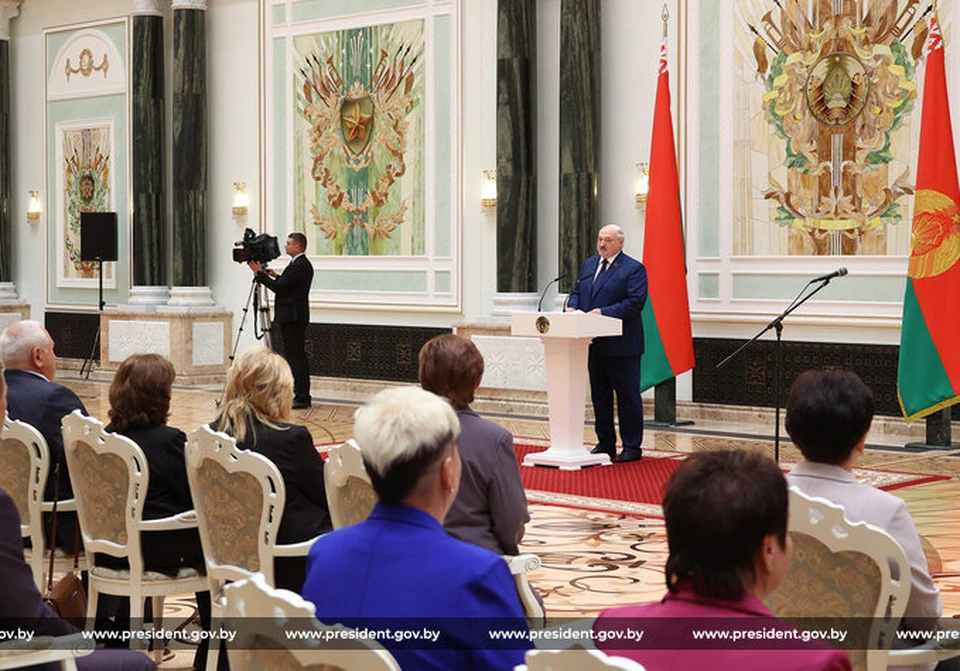 Вручение государственных наград. Фото: president.gov.by