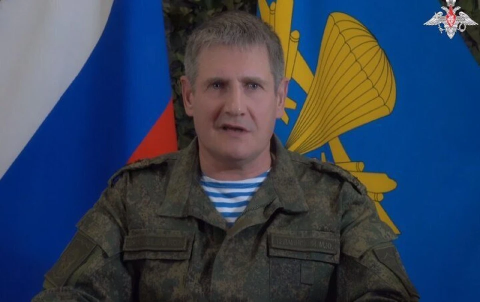 Генерал-полковник Теплинский поздравил ВДВ со 2 августа. Фото: Минобороны РФ.