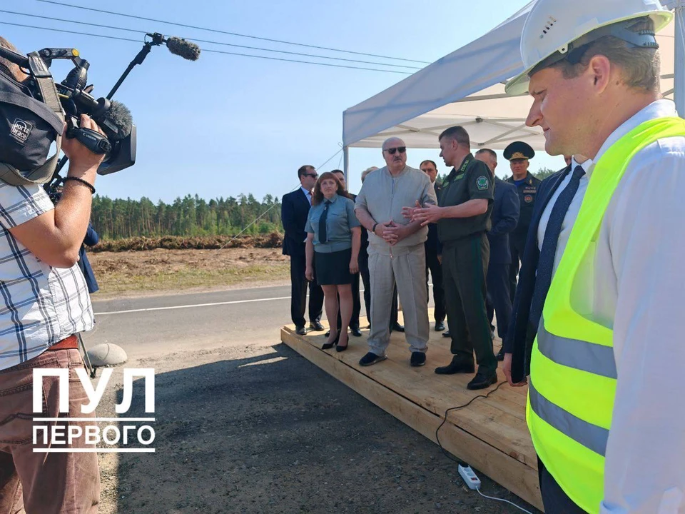 Лукашенко сказал завершить восстановление после урагана в срок. Фото: телеграм-канал «Пул Первого»