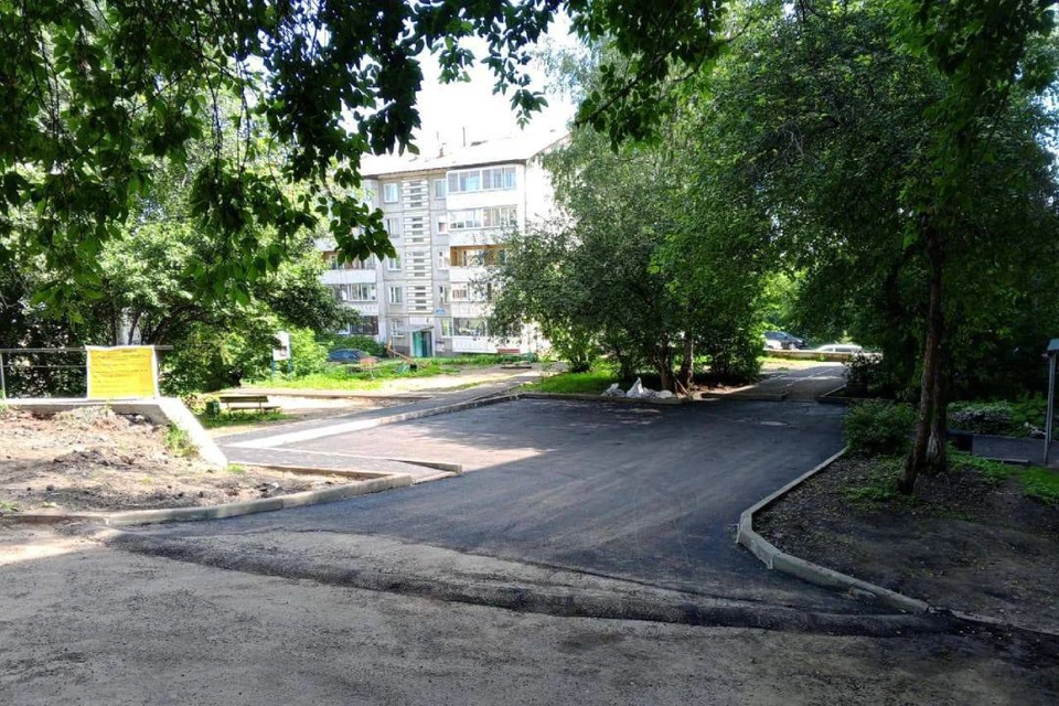 Ремонт девяти дворов завершают в Свердловском округе Иркутска